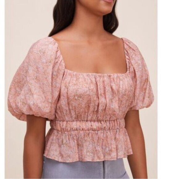 ASTR the Label Theron Botanical Puff Sleeve Smocked Top Size Small - Picture 4 of 13